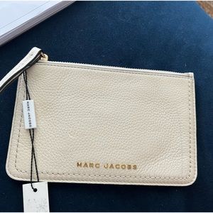 New💓 Marc Jacob wristlet